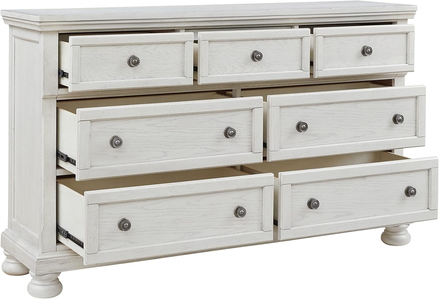Dresser in Antique White - 7 Drawers