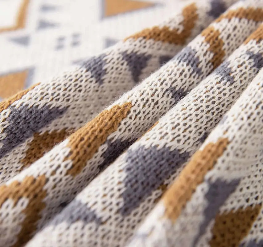 Knitted Cotton Geometric Pattern Throw Blanket with Tassels